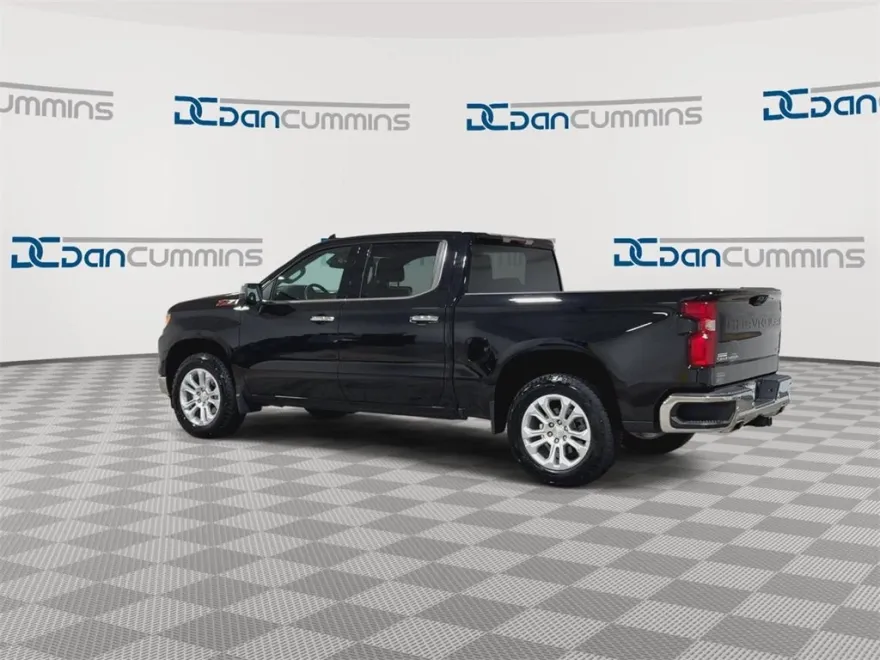 2023 Chevrolet Silverado 1500 LTZ photo 1