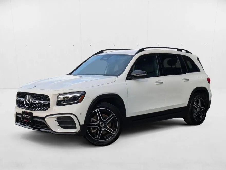 2025 Mercedes Benz GLB 250 4MATIC photo 1