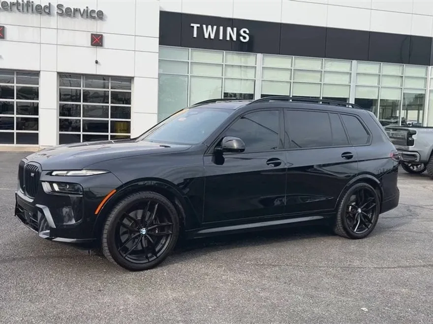2023 Bmw X7 M60i photo 1