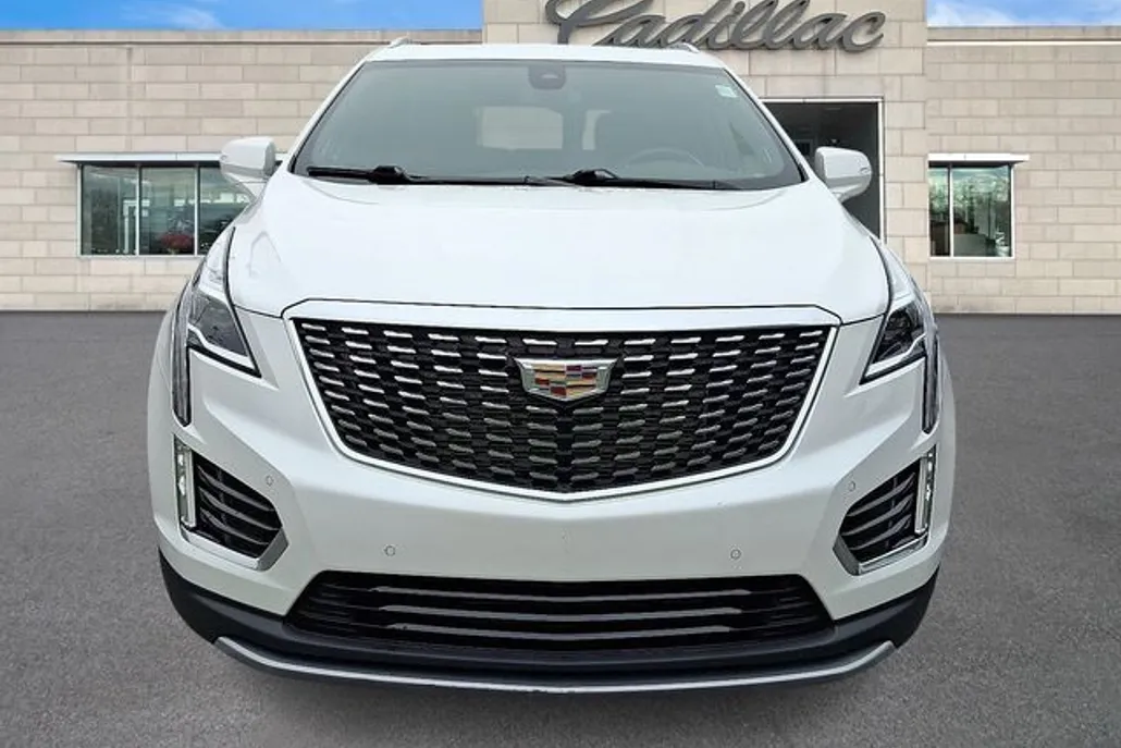 2022 Cadillac XT5 Premium Luxury photo 1