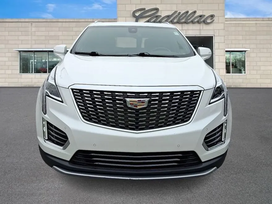 2022 Cadillac XT5 Premium Luxury photo 1