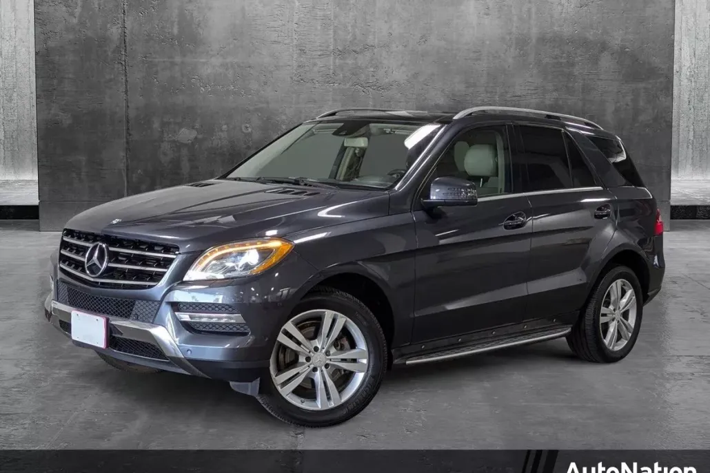 2013 Mercedes Benz ML 350 4MATIC photo 1