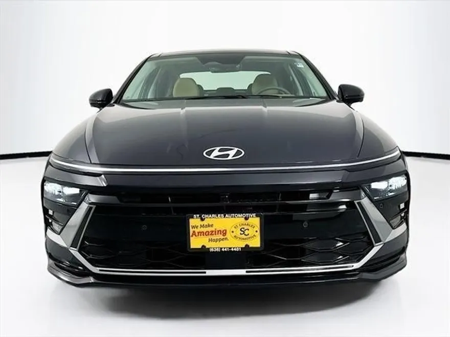 2024 Hyundai Sonata Hybrid Limited photo 1