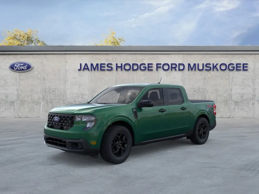 2025 Ford Maverick XLT photo 1