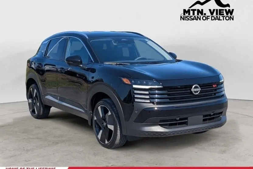 2026 Nissan Kicks SR photo 1