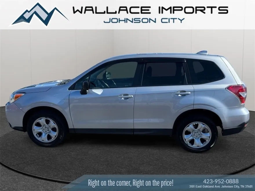 2016 Subaru Forester 2.5i photo 1