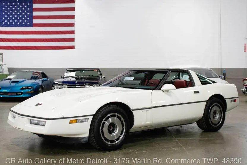 1984 Chevrolet Corvette photo 1