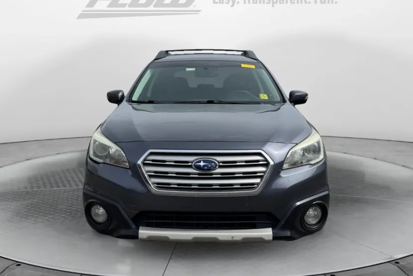 2015 Subaru Outback 2.5i Limited photo 1