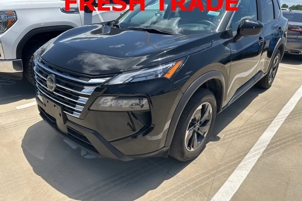 2024 Nissan Rogue SV photo 1