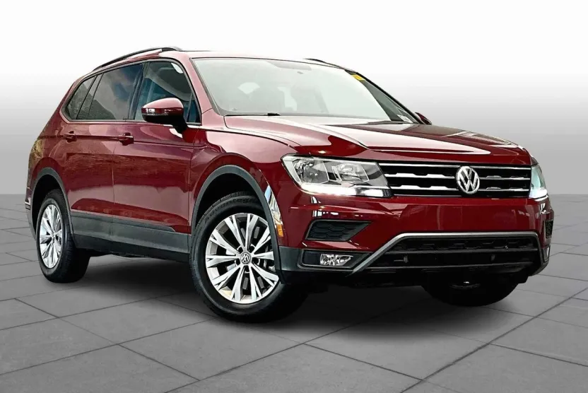 2018 Volkswagen Tiguan S photo 1