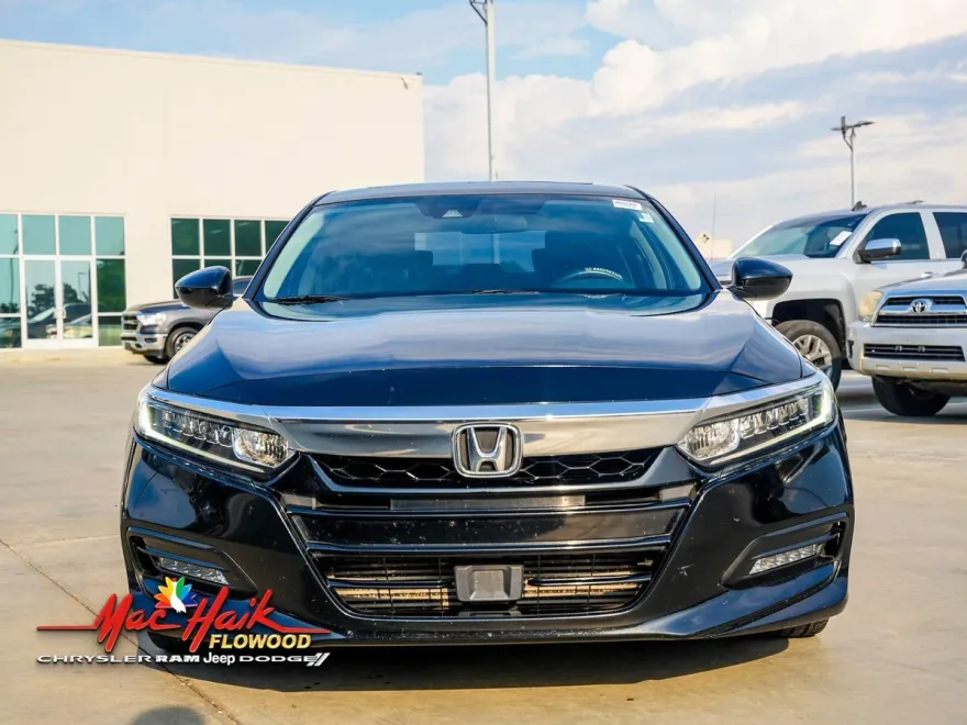 2018 Honda Accord EX photo 1