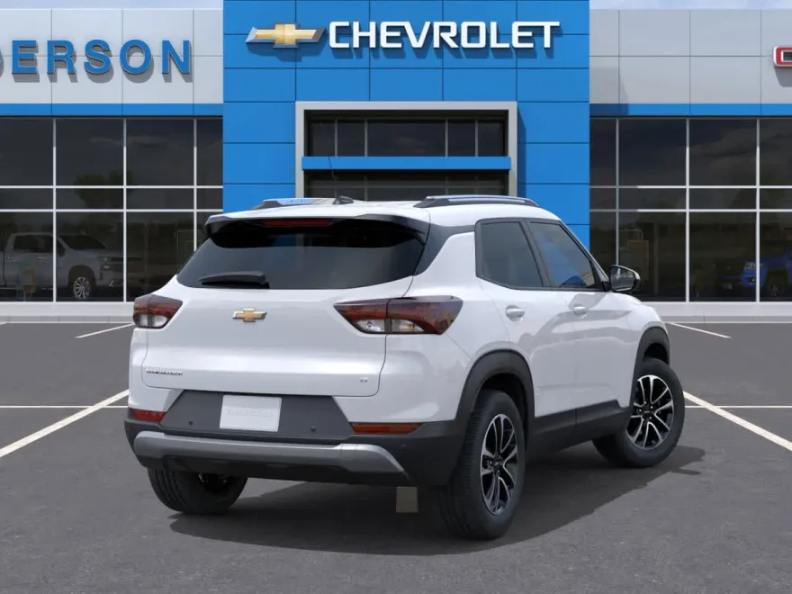 2026 Chevrolet Trailblazer LT photo 1