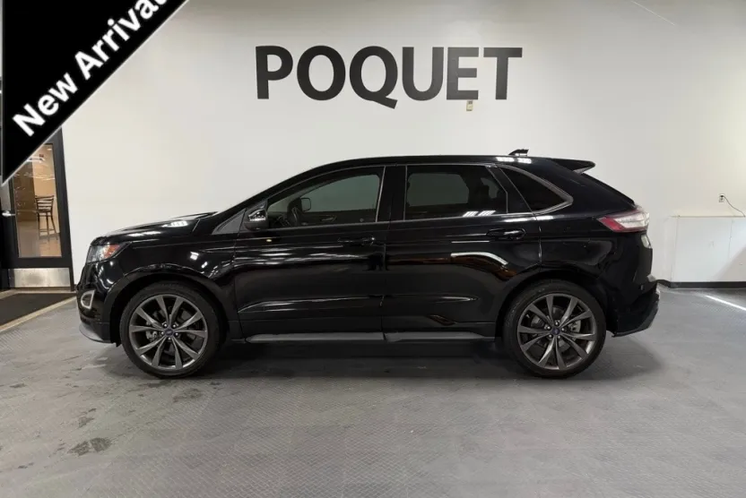 2018 Ford Edge Sport photo 1