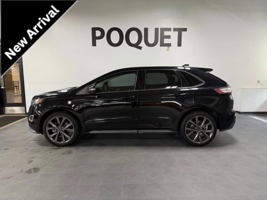 2018 Ford Edge Sport photo 1