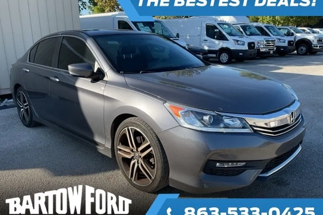 2017 Honda Accord Sport photo 1