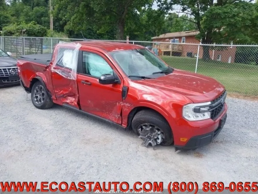 2024 Ford Maverick XLT photo 1