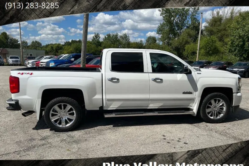2016 Chevrolet Silverado 1500 High Country photo 1