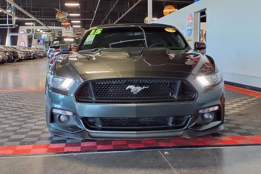 2015 Ford Mustang GT Premium photo 1