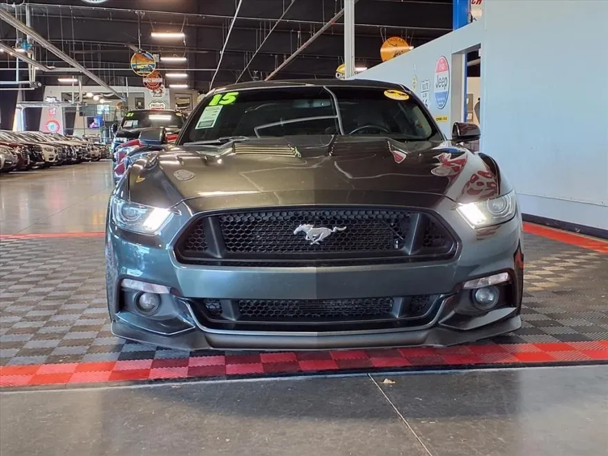 2015 Ford Mustang GT Premium photo 1