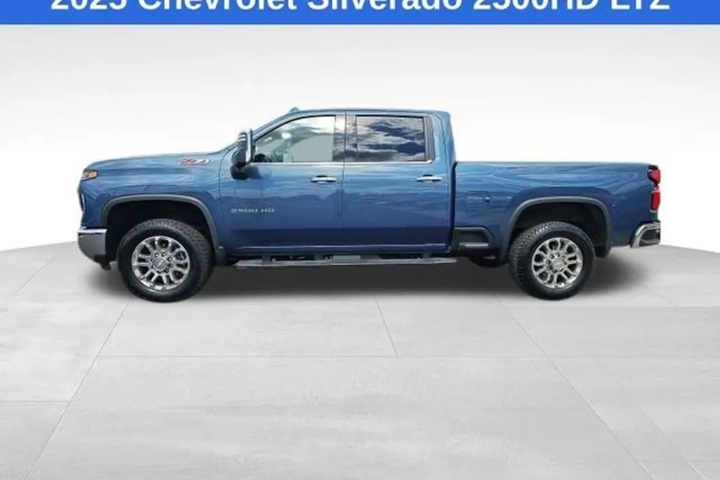 2025 Chevrolet Silverado 2500HD LTZ photo 1