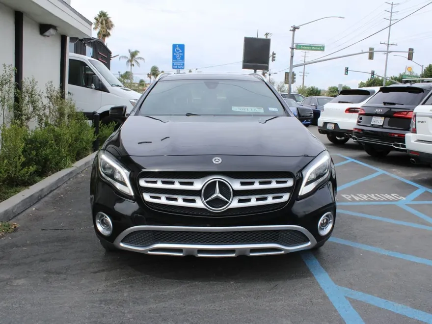 2019 Mercedes Benz GLA 250 photo 1
