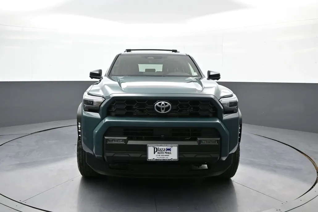2025 Toyota 4Runner TRD Off-Road Premium photo 1