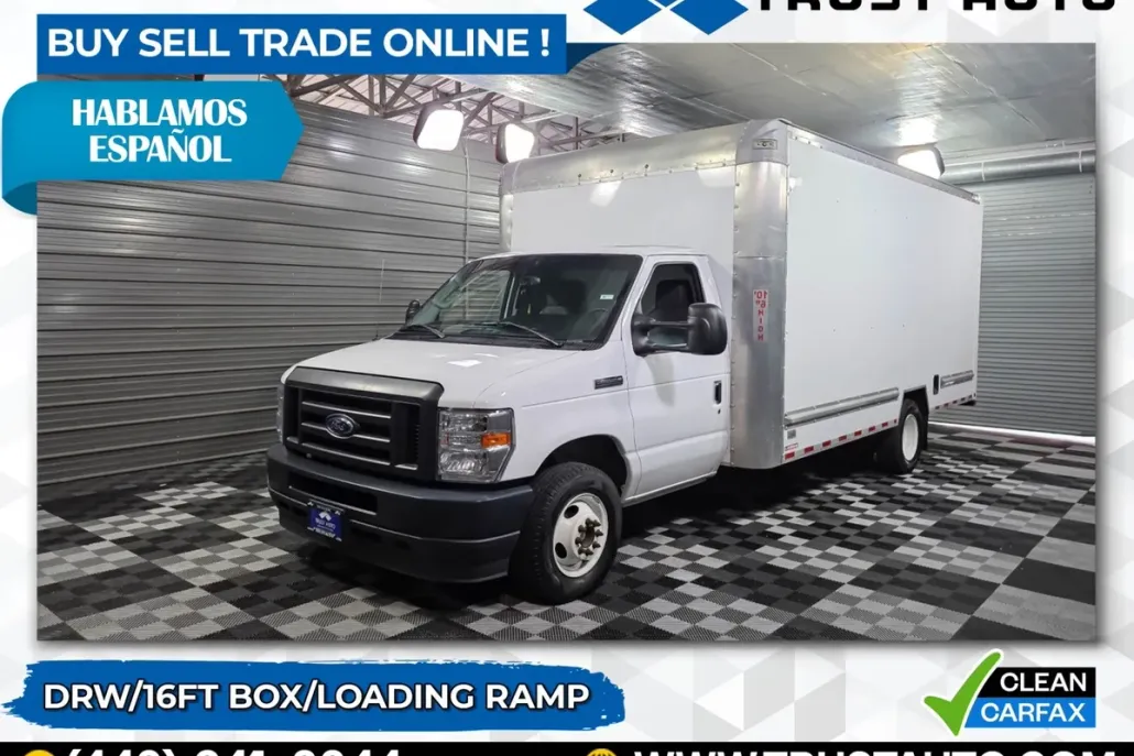 2022 Ford E-350 photo 1