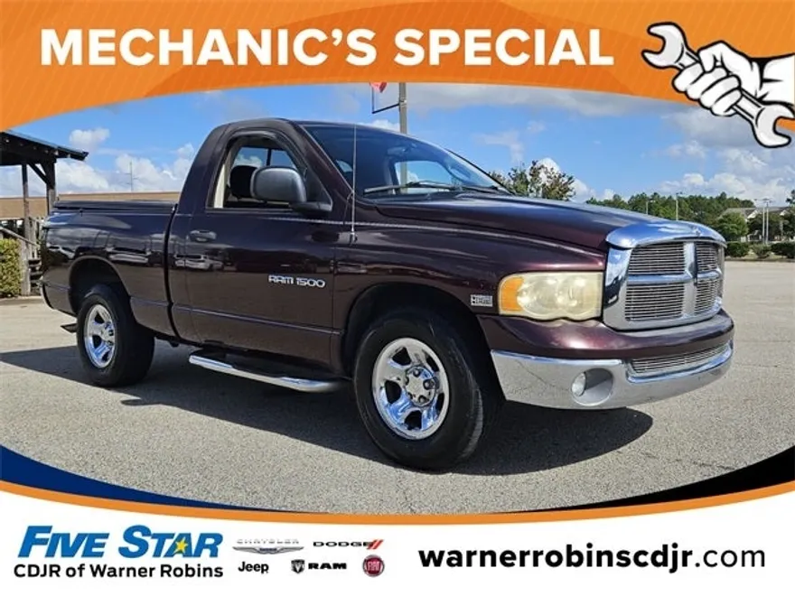 2004 Dodge Ram SLT photo 1