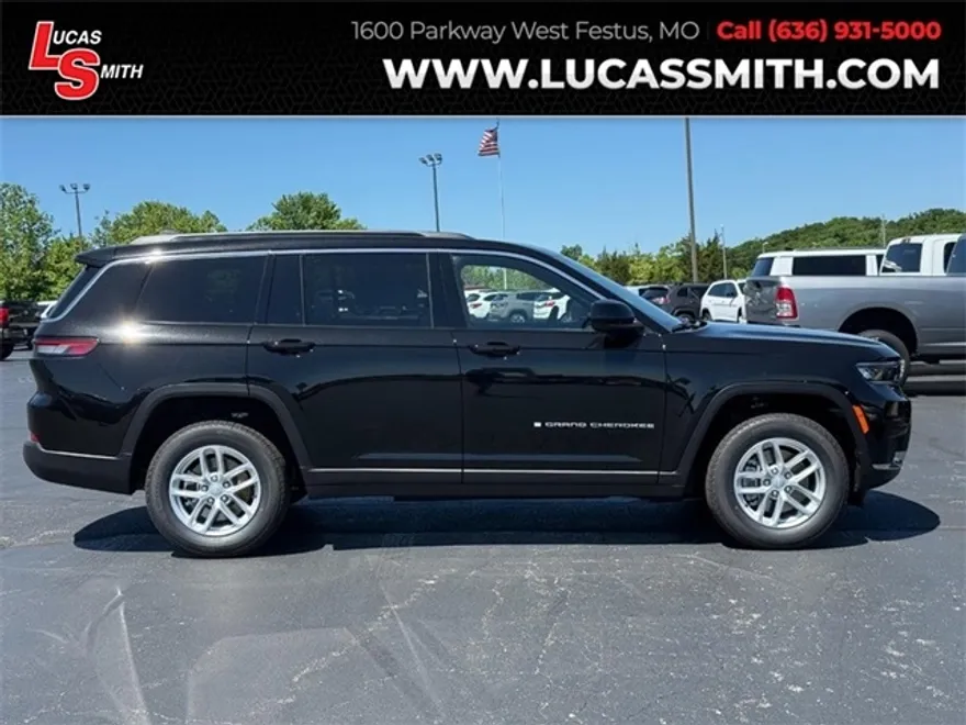 2025 Jeep Grand Cherokee Laredo X photo 1