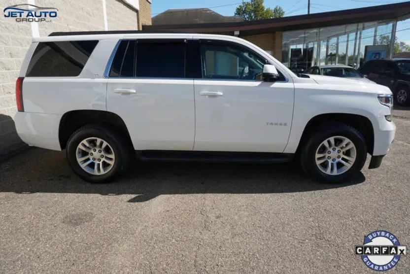 2017 Chevrolet Tahoe LT photo 1