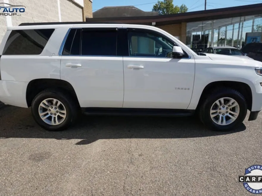 2017 Chevrolet Tahoe LT photo 1