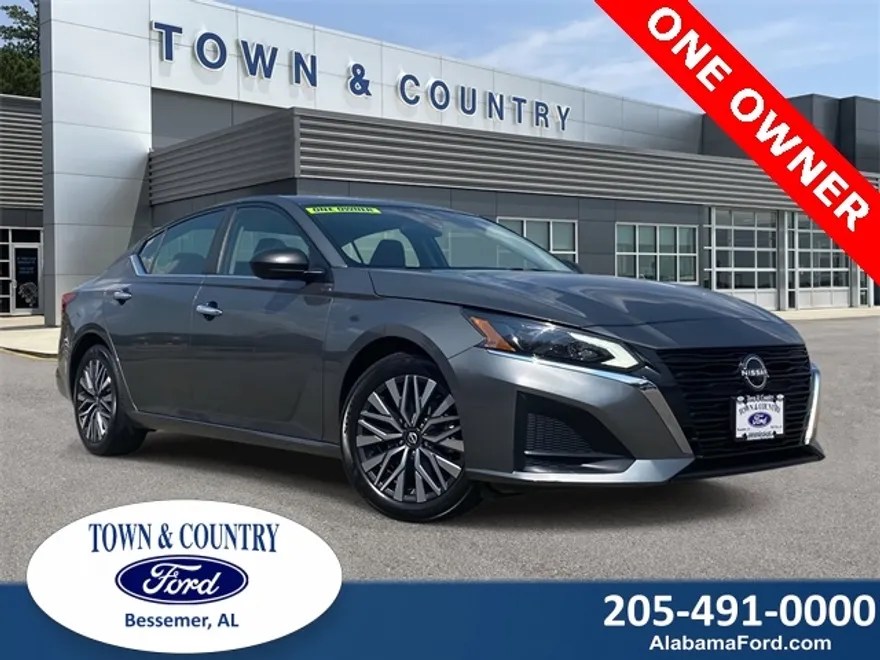 2024 Nissan Altima 2.5 SV photo 1