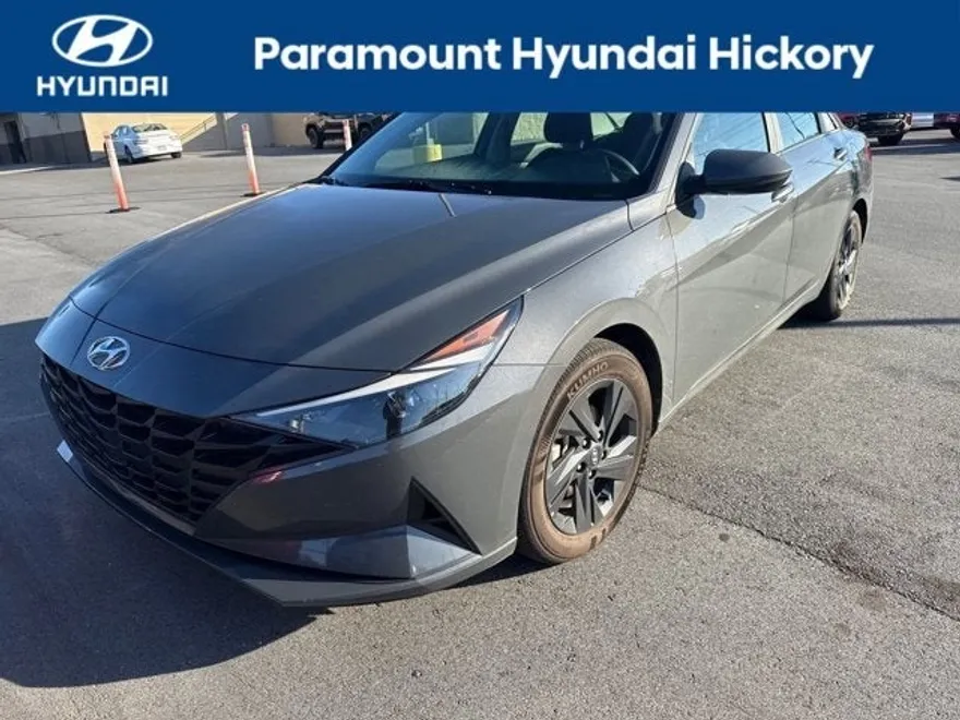 2023 Hyundai Elantra Hybrid Blue photo 1