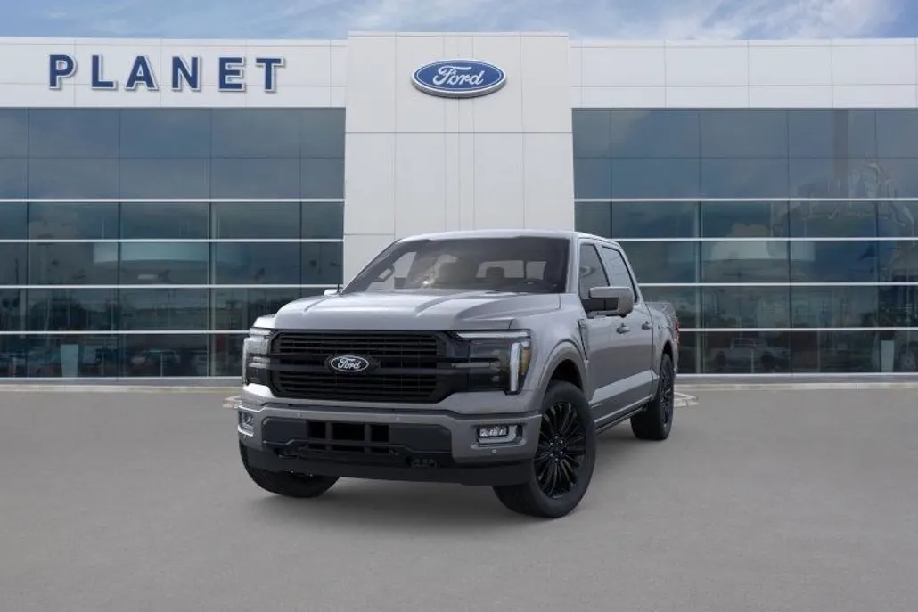 2025 Ford F-150 Platinum photo 1