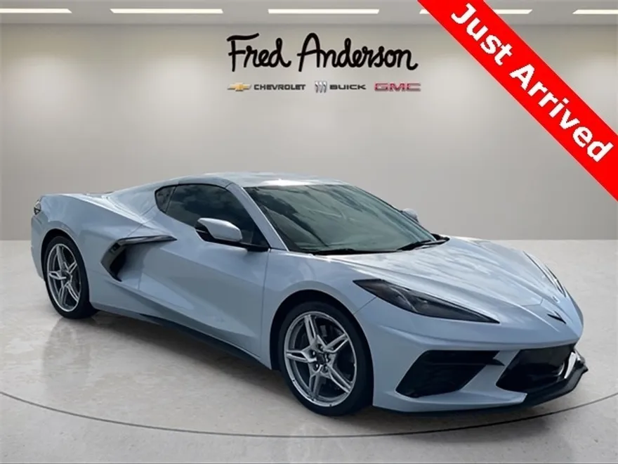2021 Chevrolet Corvette Stingray 2LT photo 1