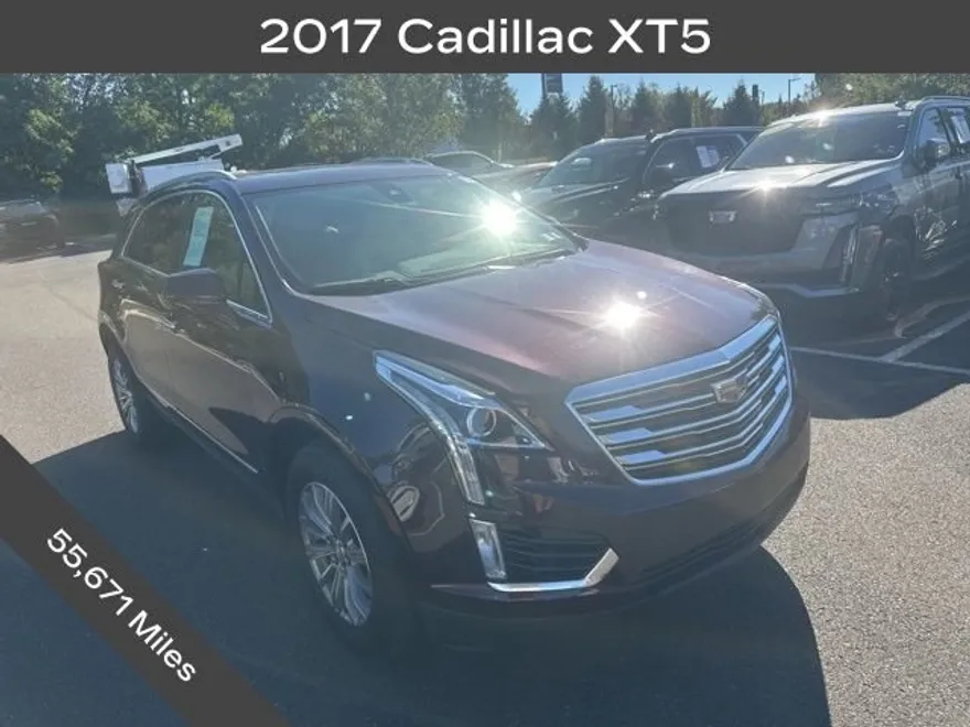 2017 Cadillac XT5 Luxury photo 1