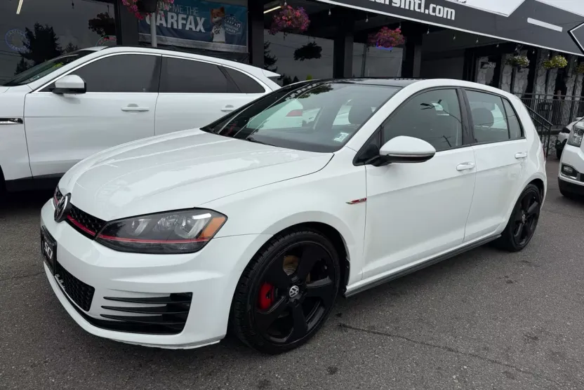 2016 Volkswagen Golf GTI SE photo 1