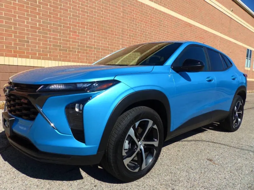 2025 Chevrolet Trax photo 1