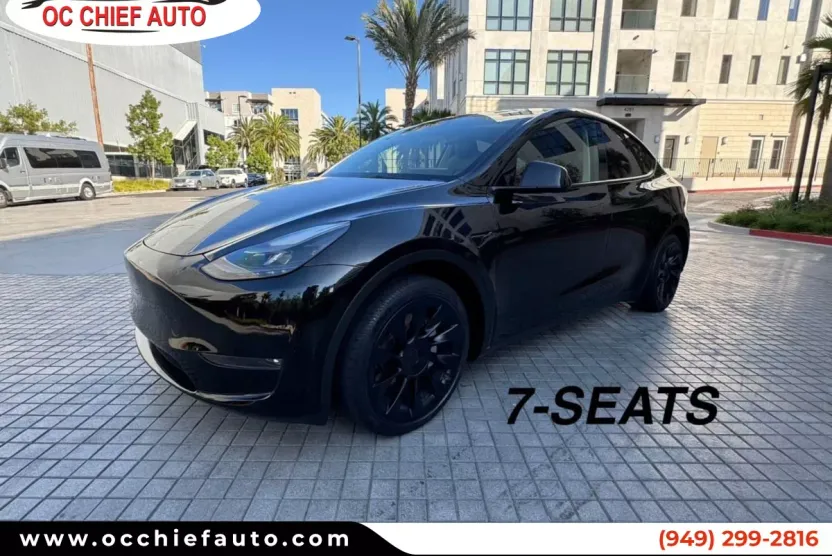 2023 Tesla Model Y Long Range photo 1