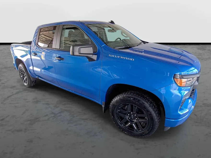 2025 Chevrolet Silverado 1500 Custom photo 1