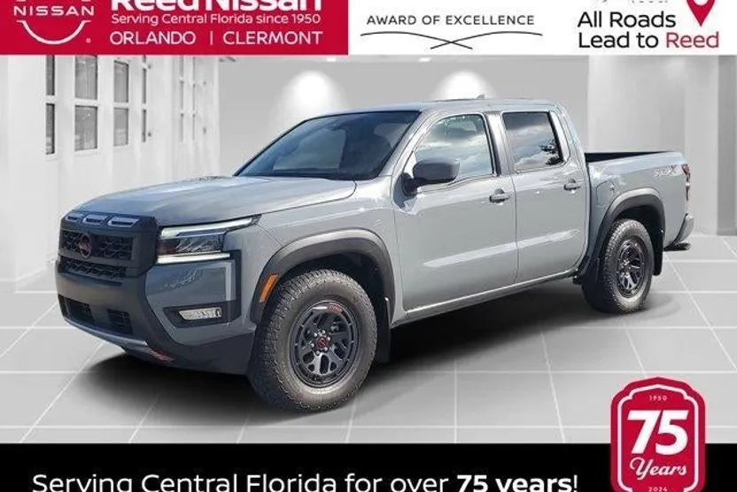 2025 Nissan Frontier Crew Cab PRO-X photo 1