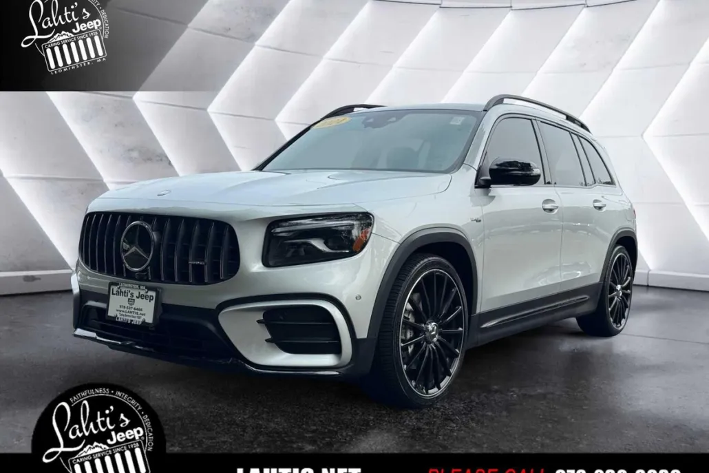 2024 Mercedes Benz GLB AMG 35 photo 1