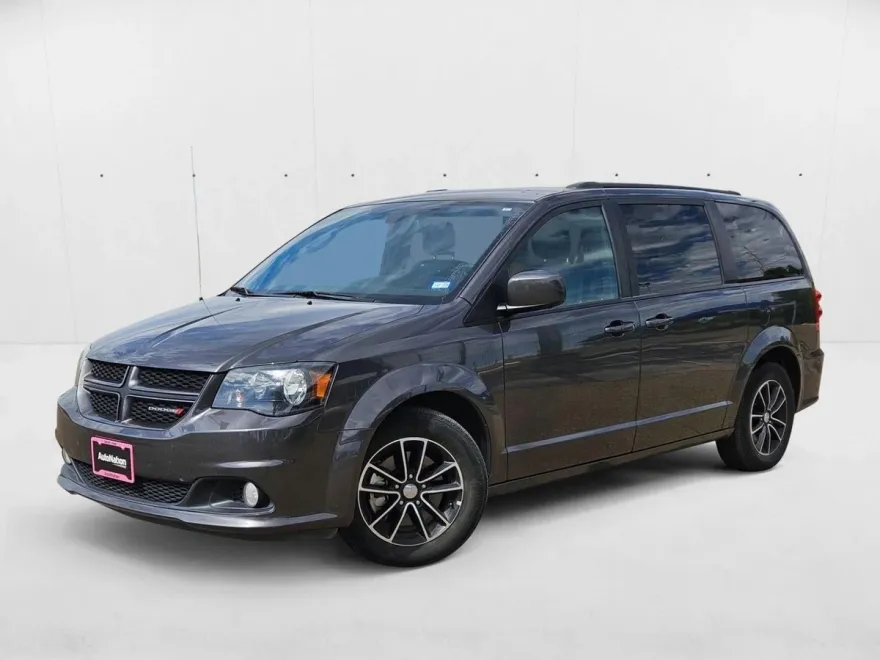2019 Dodge Grand Caravan GT photo 1