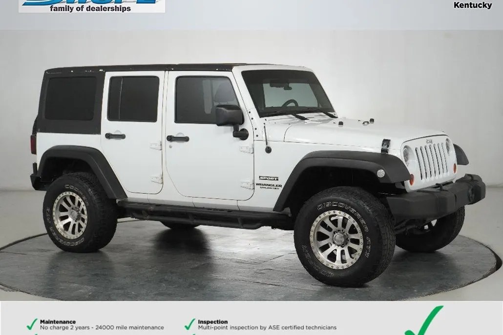 2013 Jeep Wrangler Unlimited Sport photo 1