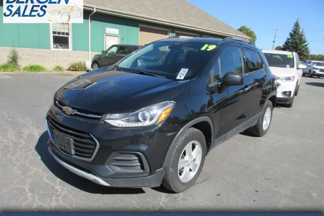 2019 Chevrolet Trax LT photo 1