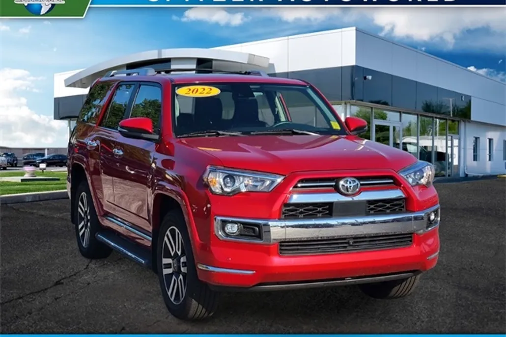 2022 Toyota 4Runner Limited photo 1