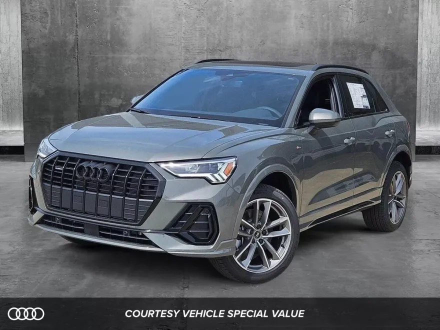2025 Audi Q3 45 TFSI S line Premium photo 1