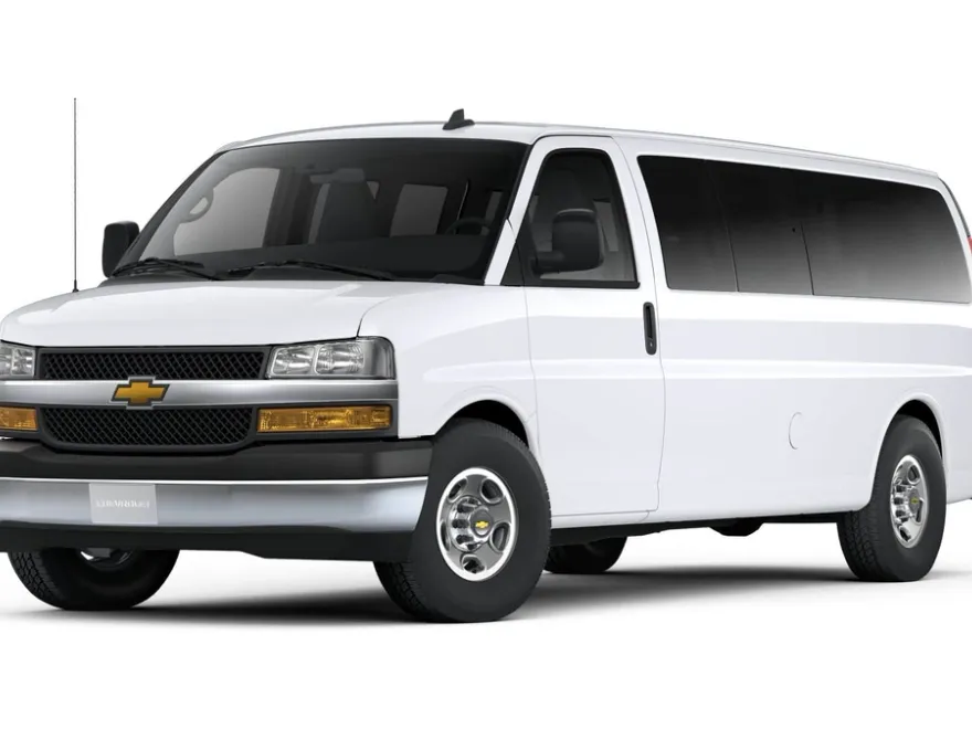 2025 Chevrolet Express Passenger 3500 photo 1