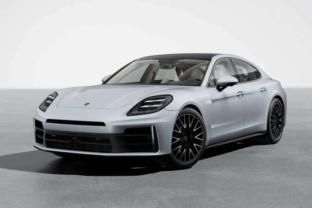 2026 Porsche Panamera 4 photo 1