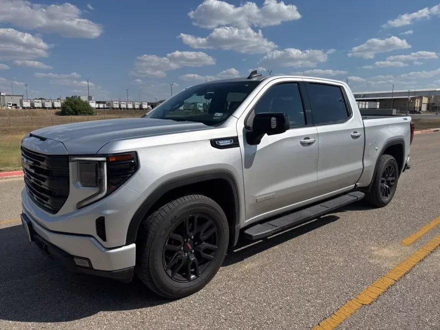 2022 Gmc Sierra 1500 Elevation photo 1